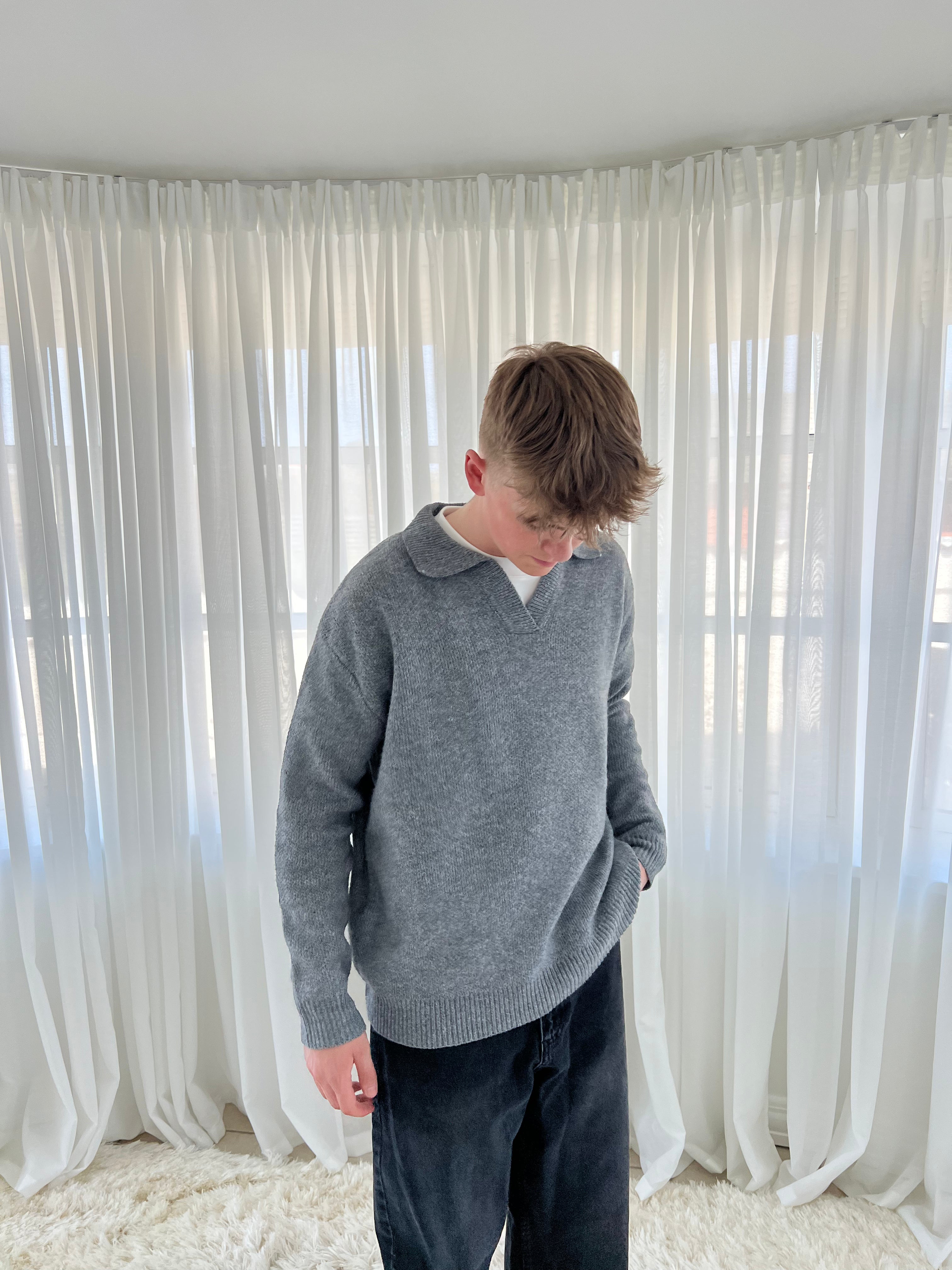 OVERSIZED SWEATER