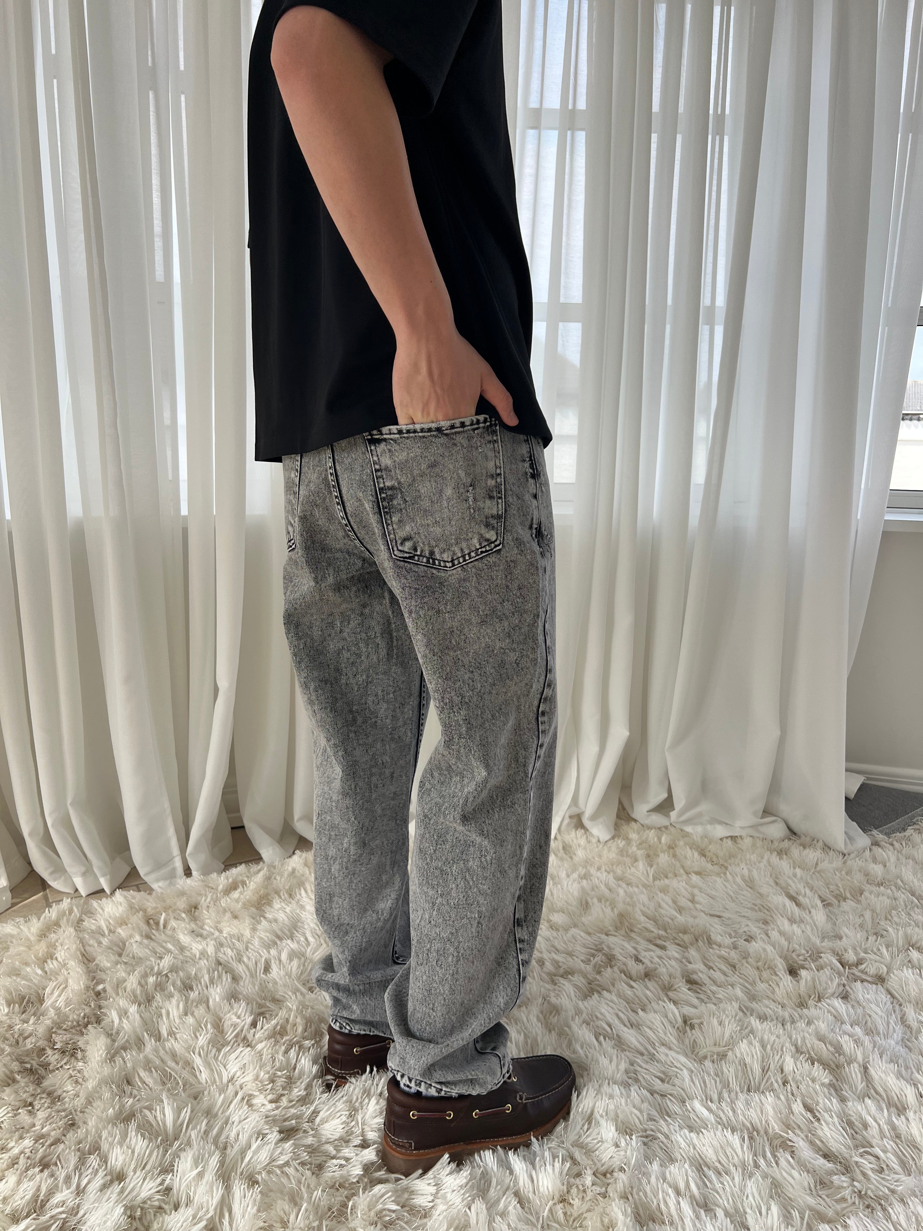 STONE WASHED DENIM - GRÅ