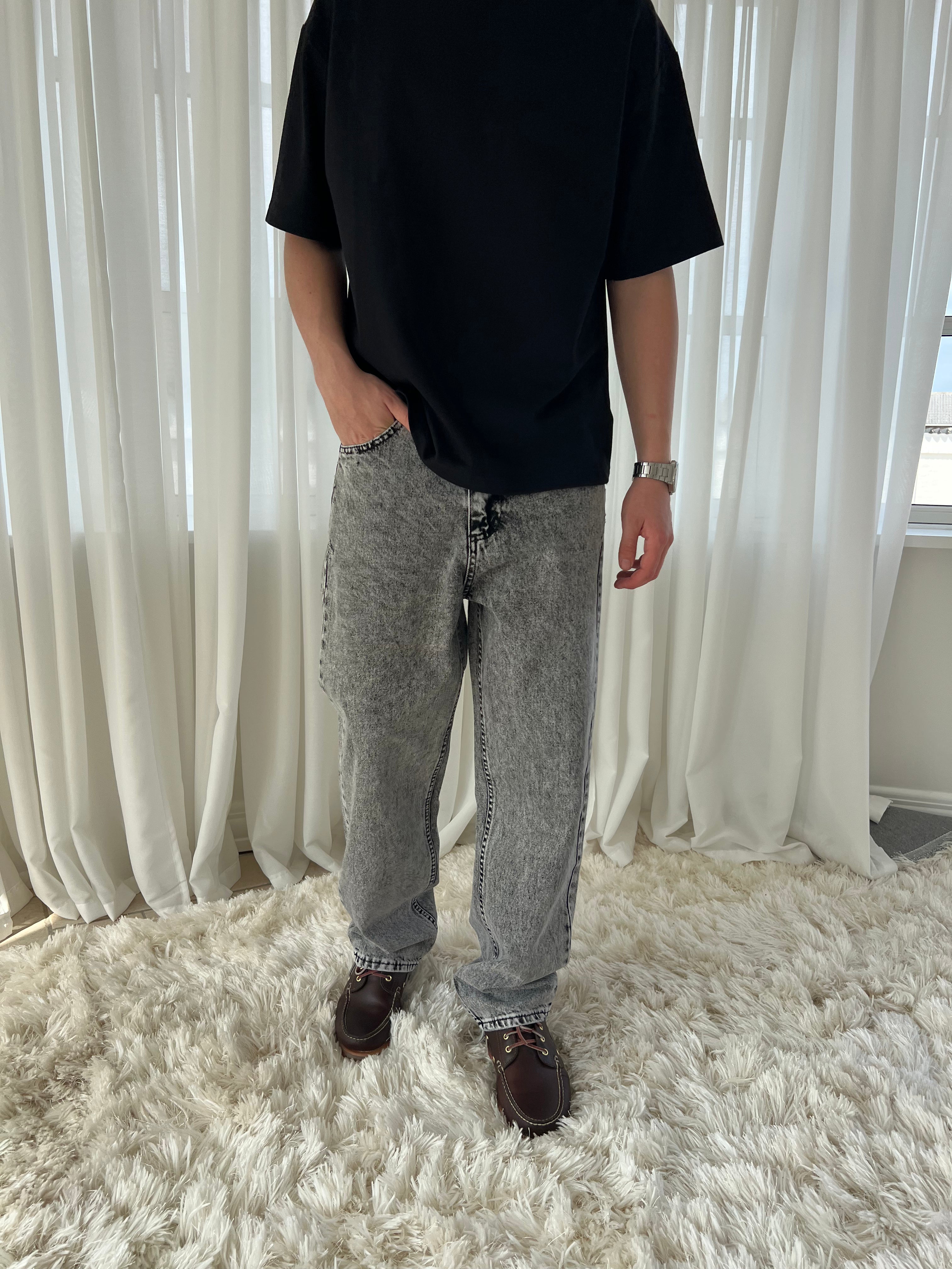 STONE WASHED DENIM - GRÅ
