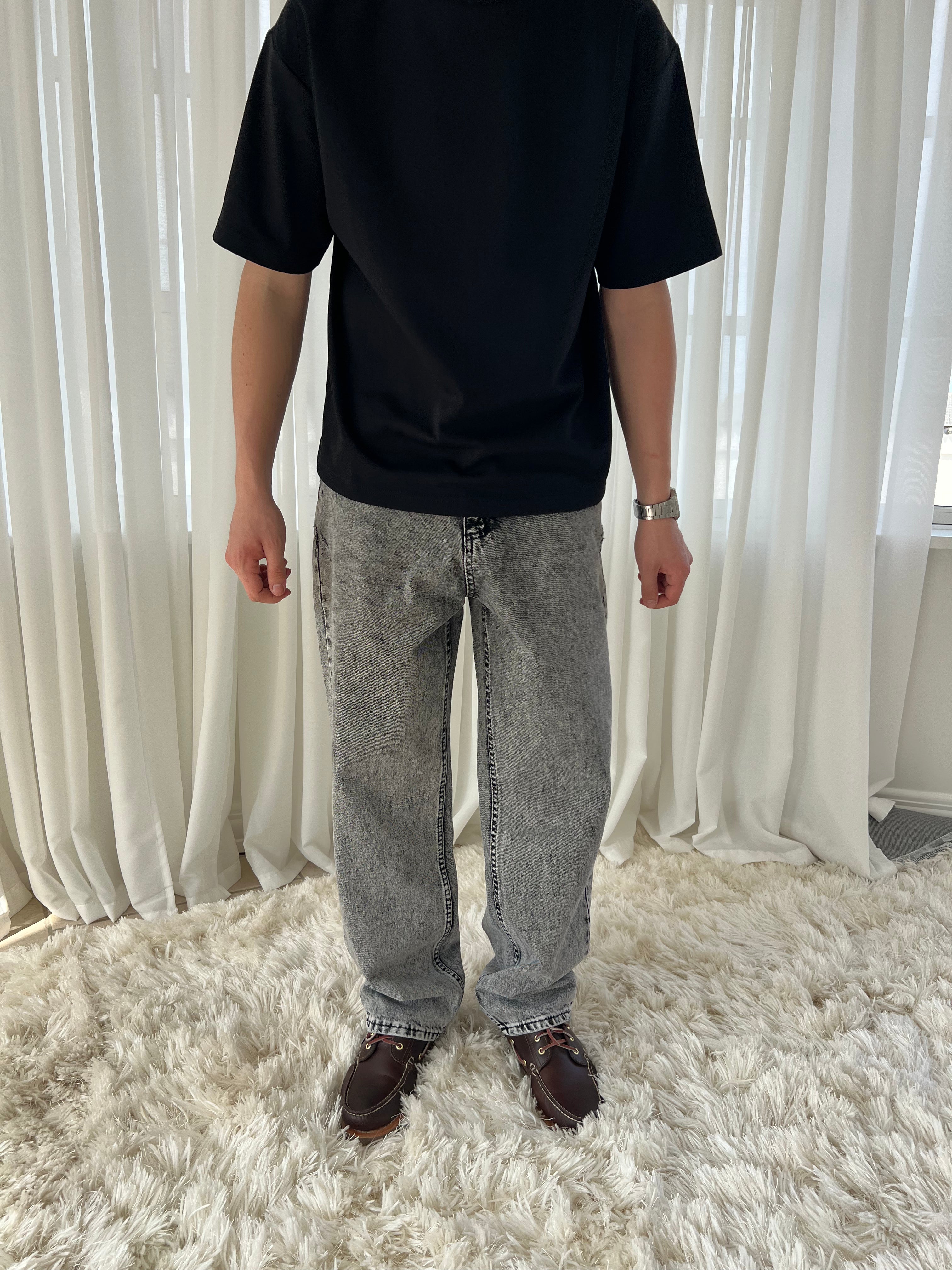 STONE WASHED DENIM - GRÅ