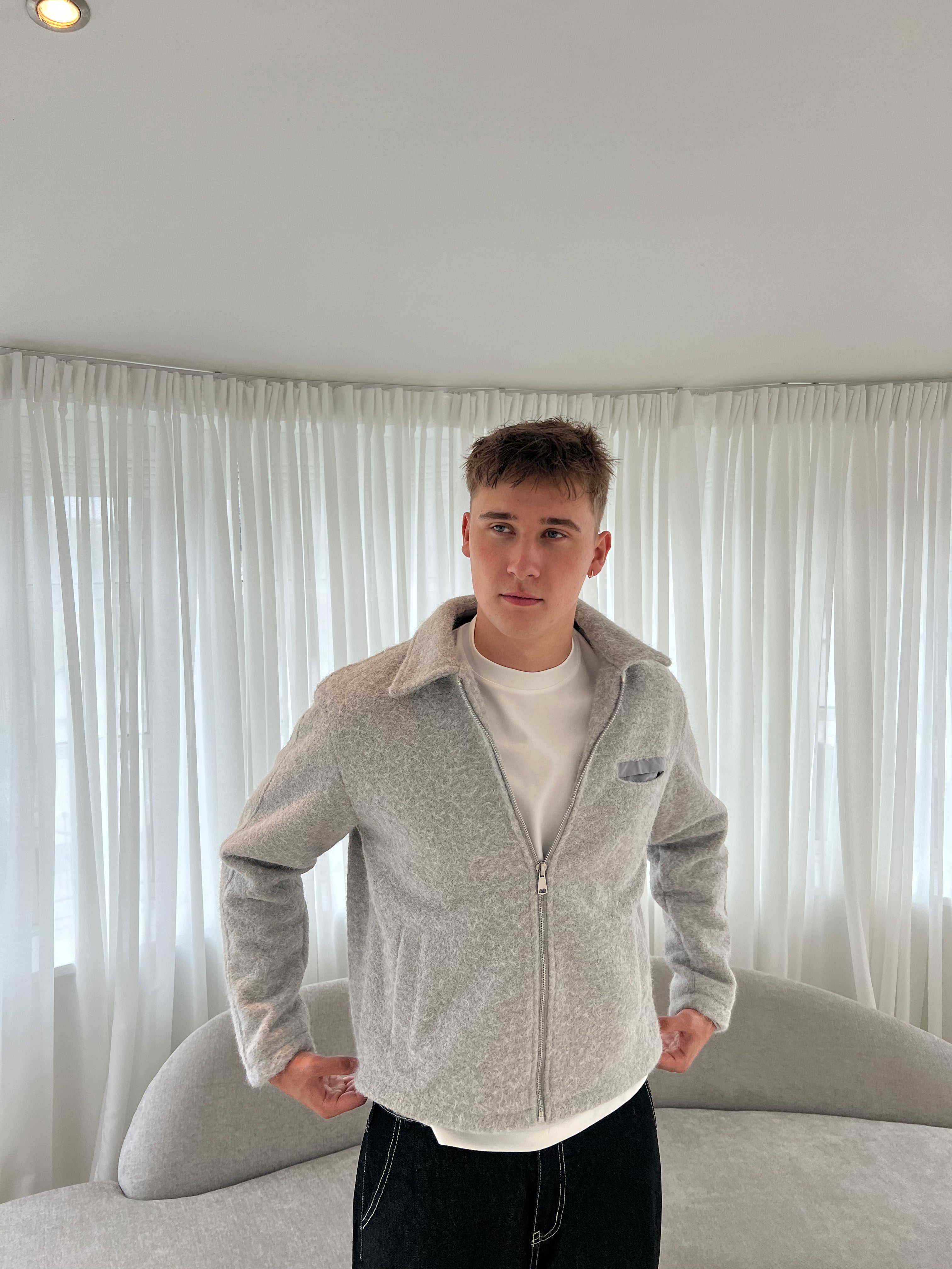SEASON JACKET