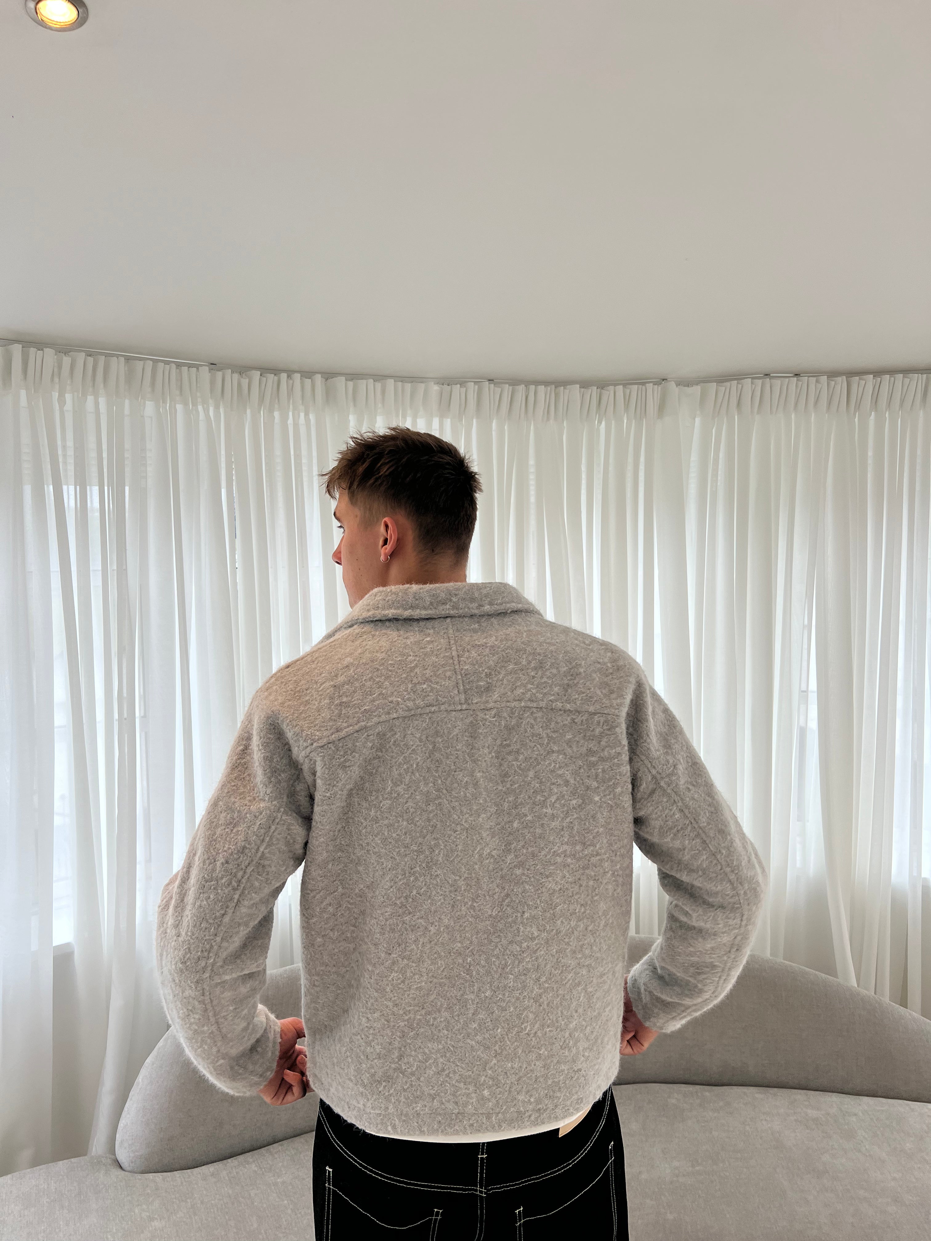 SEASON JACKET
