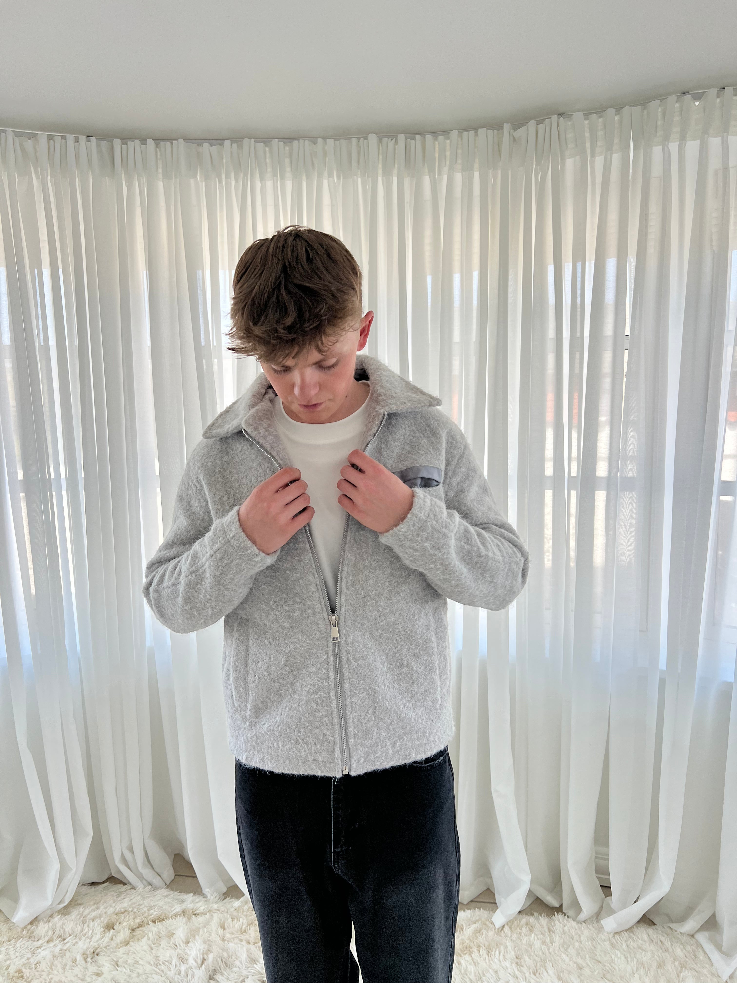 SEASON JACKET