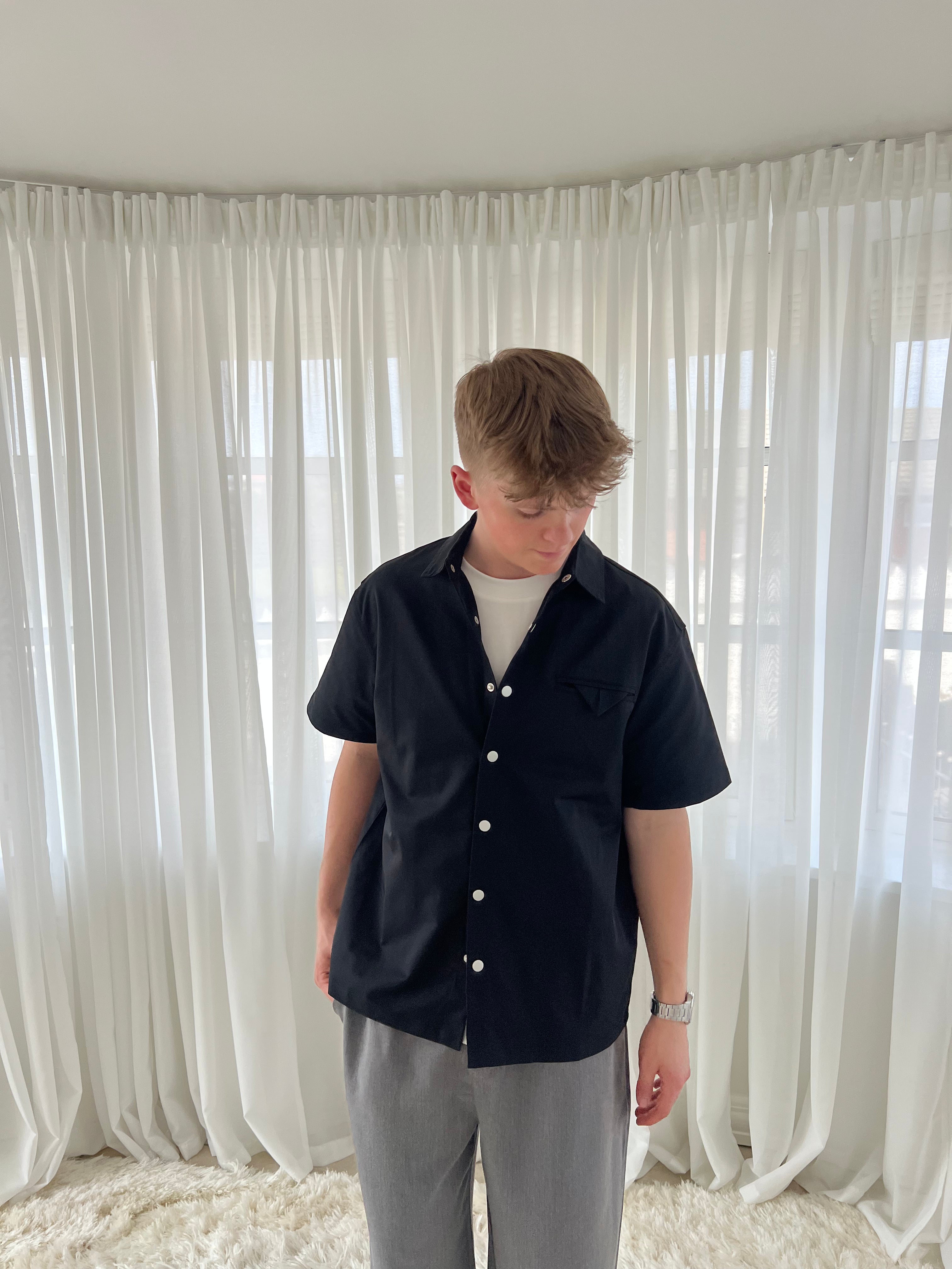 OVERSIZED BOTTON-UP