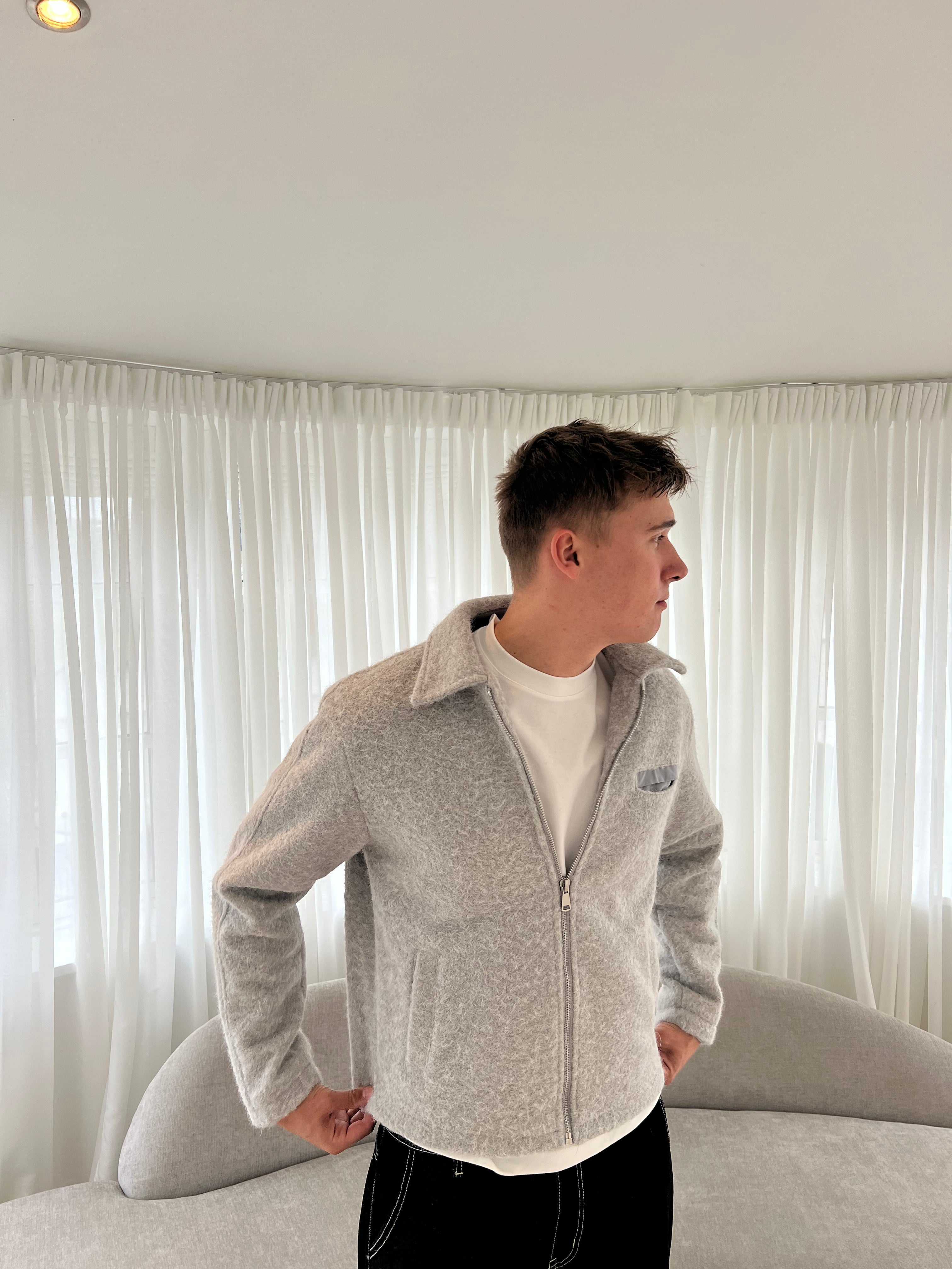 SEASON JACKET