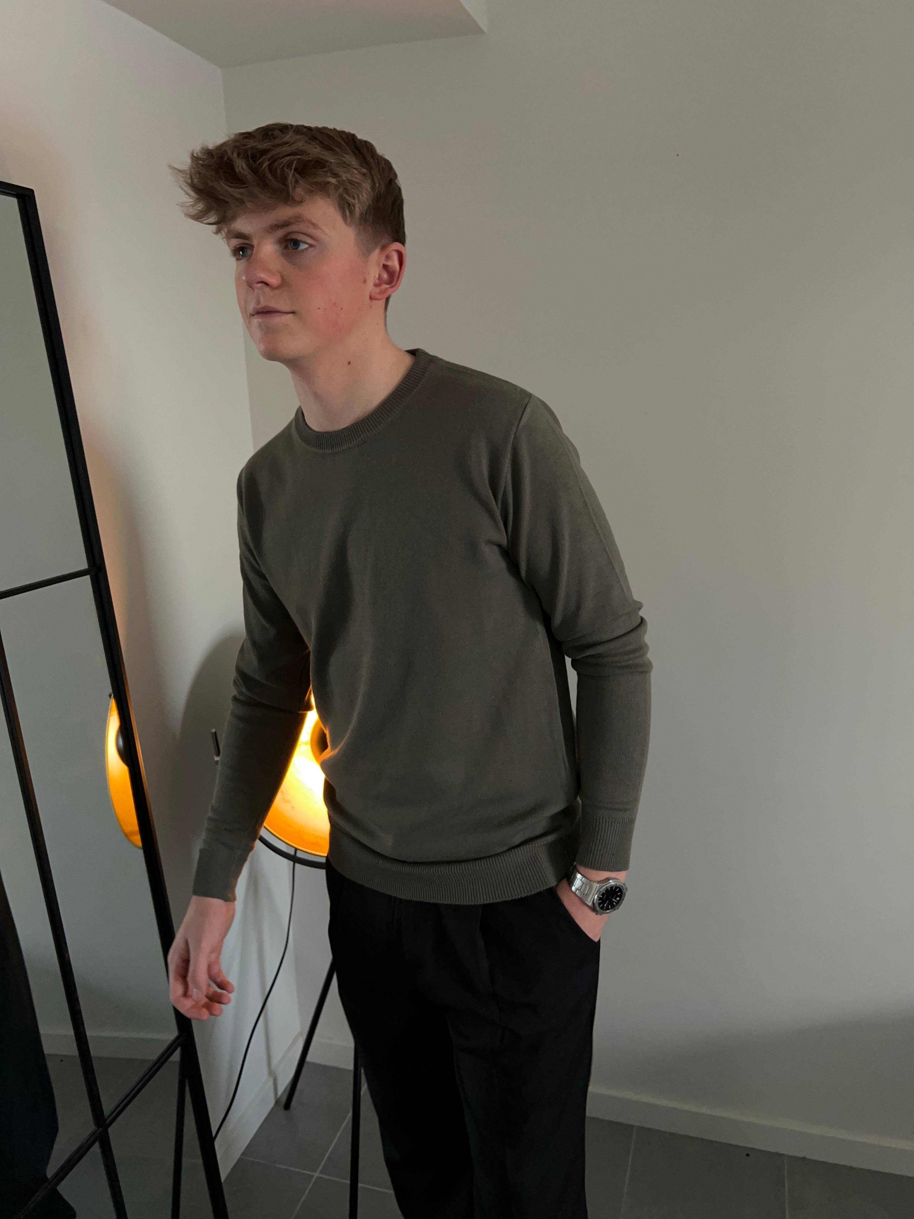 PURE SWEATER